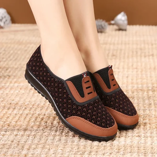 Women’s Cute & Sweet Slip-On Flats