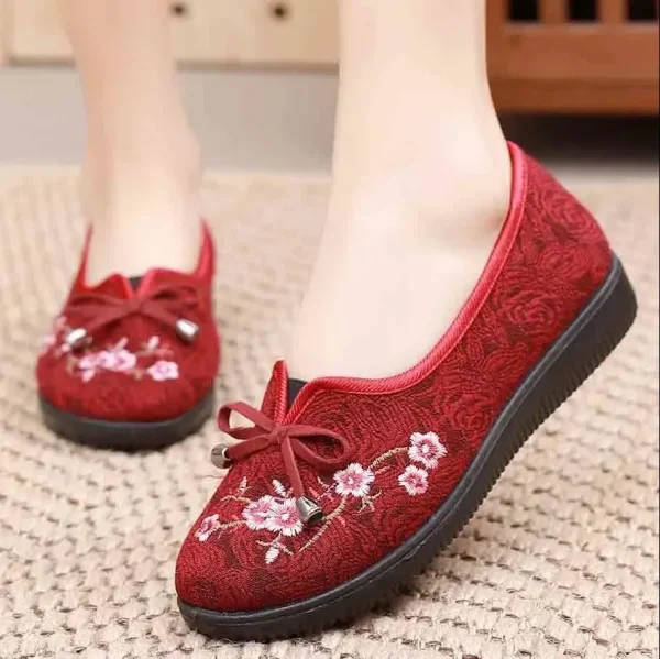 Women’s Cute & Sweet Slip-On Flats - Image 12