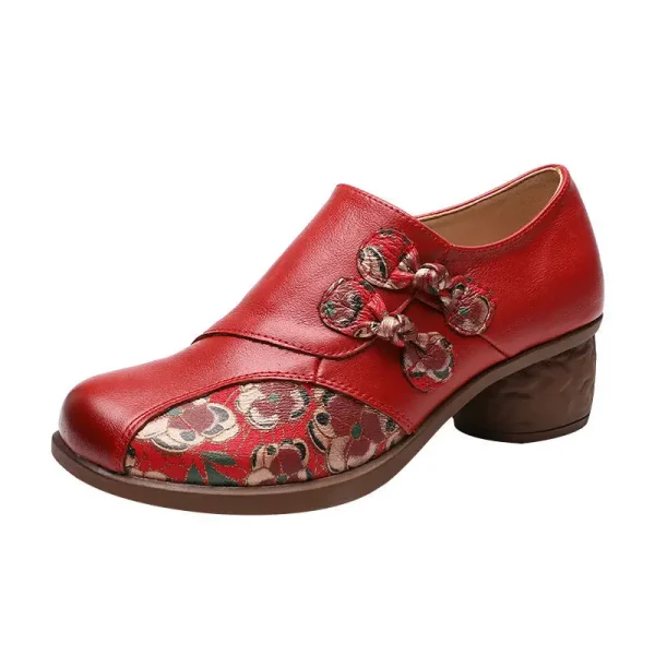 Vintage-Inspired Boho Leather Pumps - Image 2