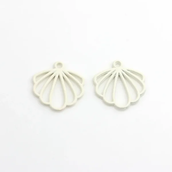 5Pcs Scallop Pendant Hollow Out Zinc Alloy Charms - Image 3