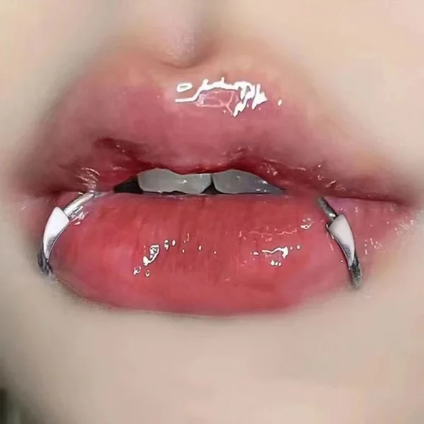 Vampire Teeth Lip Clip Rings