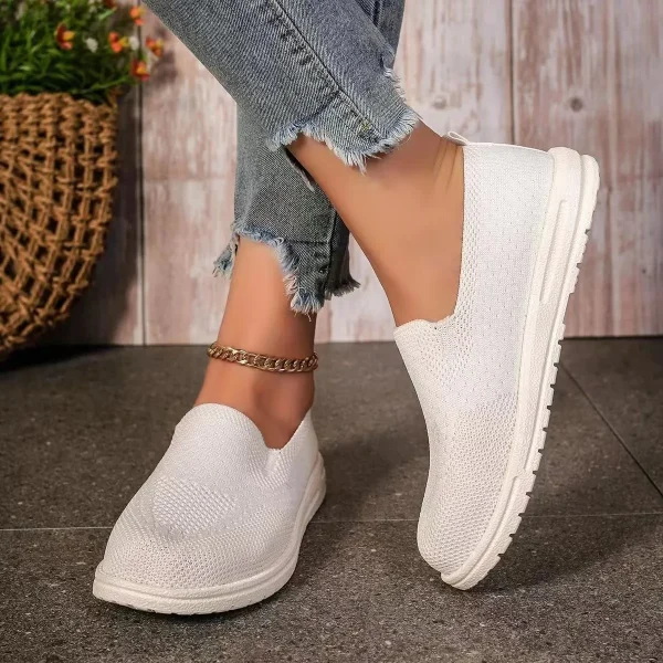 Fashionable Large-Size Women's Casual Shoes - Image 2