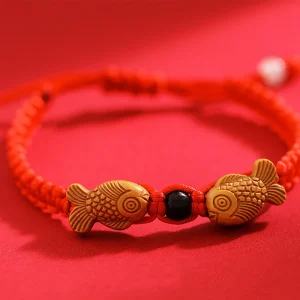 red string wooden fish bracelet