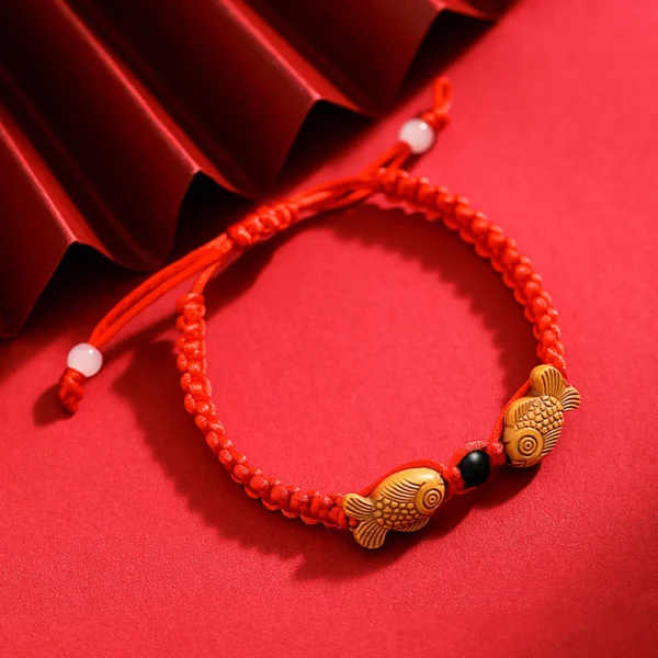 red string wooden fish bracelet