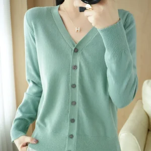 elegant cashmere knit cardigan